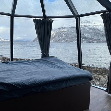 Отель Elvegard Fjordcamp Grov Экстерьер фото